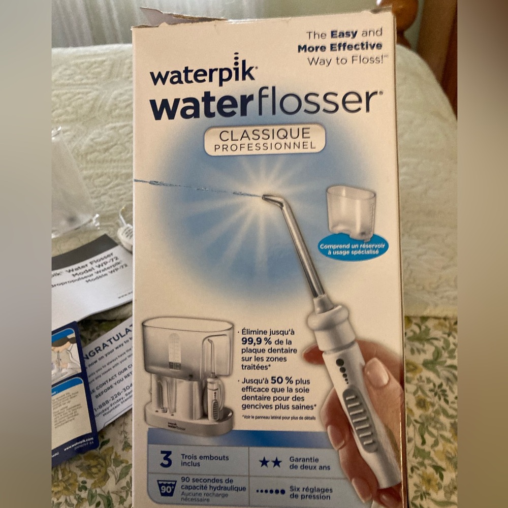 NIB Waterpik WP-72 Classic Professional Water Flosser 3/Tips 90 Seconds Water